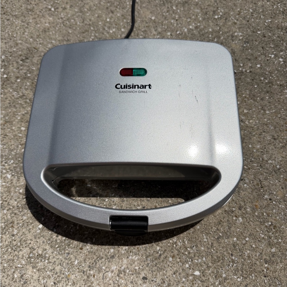 Cuisinart Metallic Silver Sandwich Maker with Indicator Lights